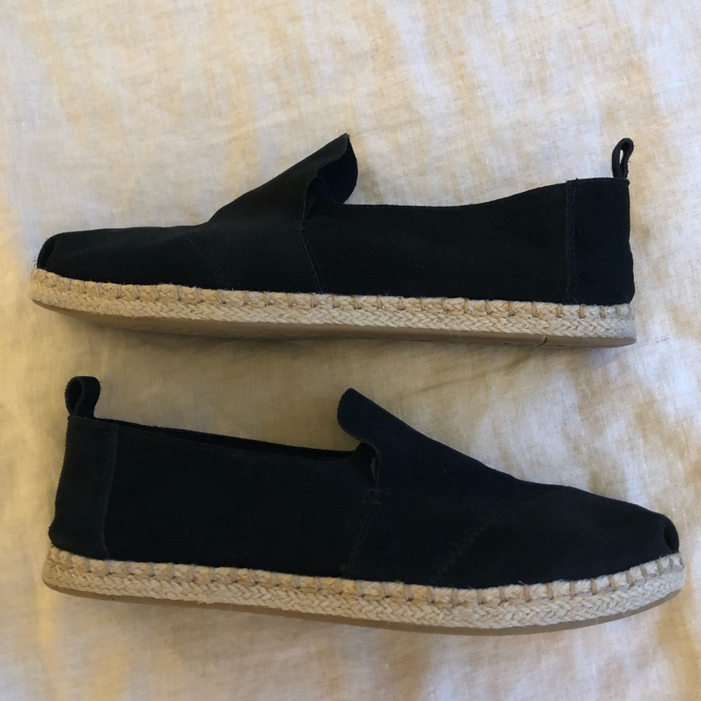 TOMS suede espadrilles — size 10